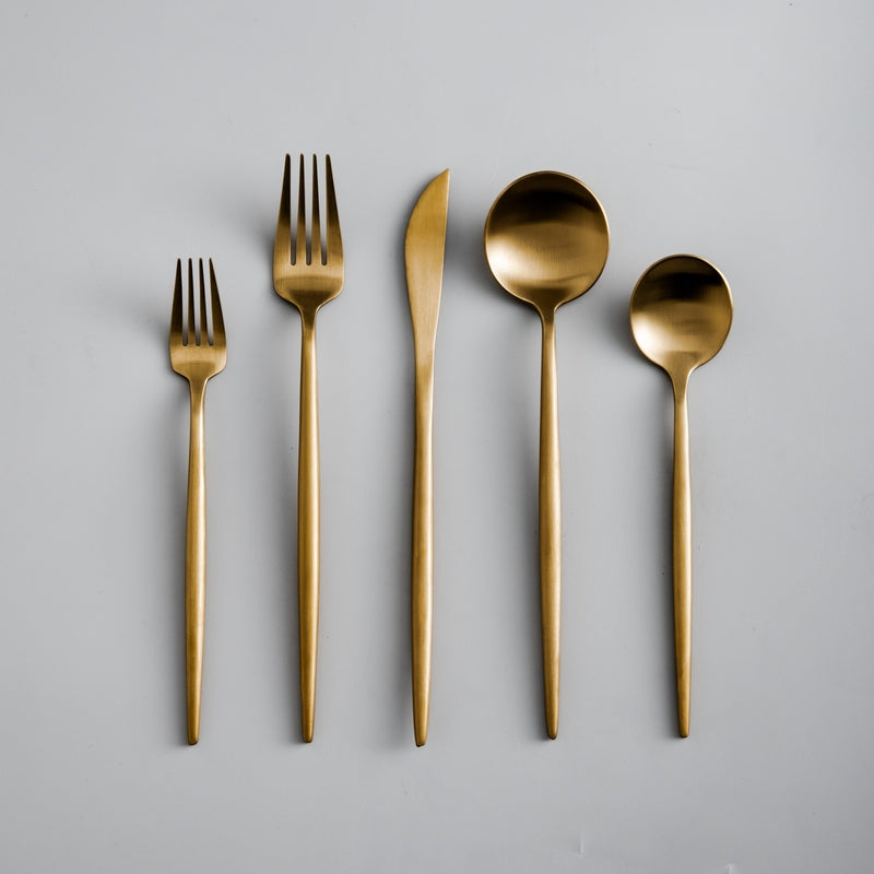 TableLuxe | Besteckset – klare Formen für einen harmonischen Esstisch