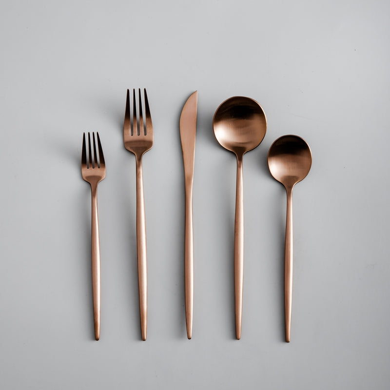 TableLuxe | Besteckset – klare Formen für einen harmonischen Esstisch