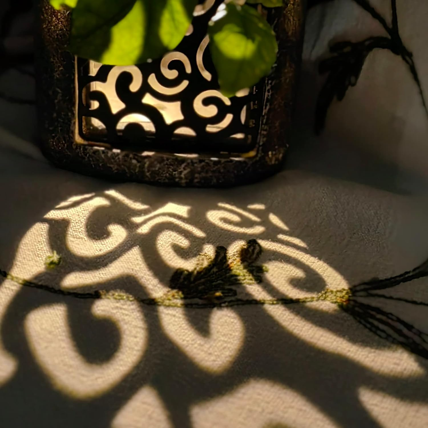 LumaRock | Gartenfigur – Solarlicht Für Ruhige Abendatmosphäre