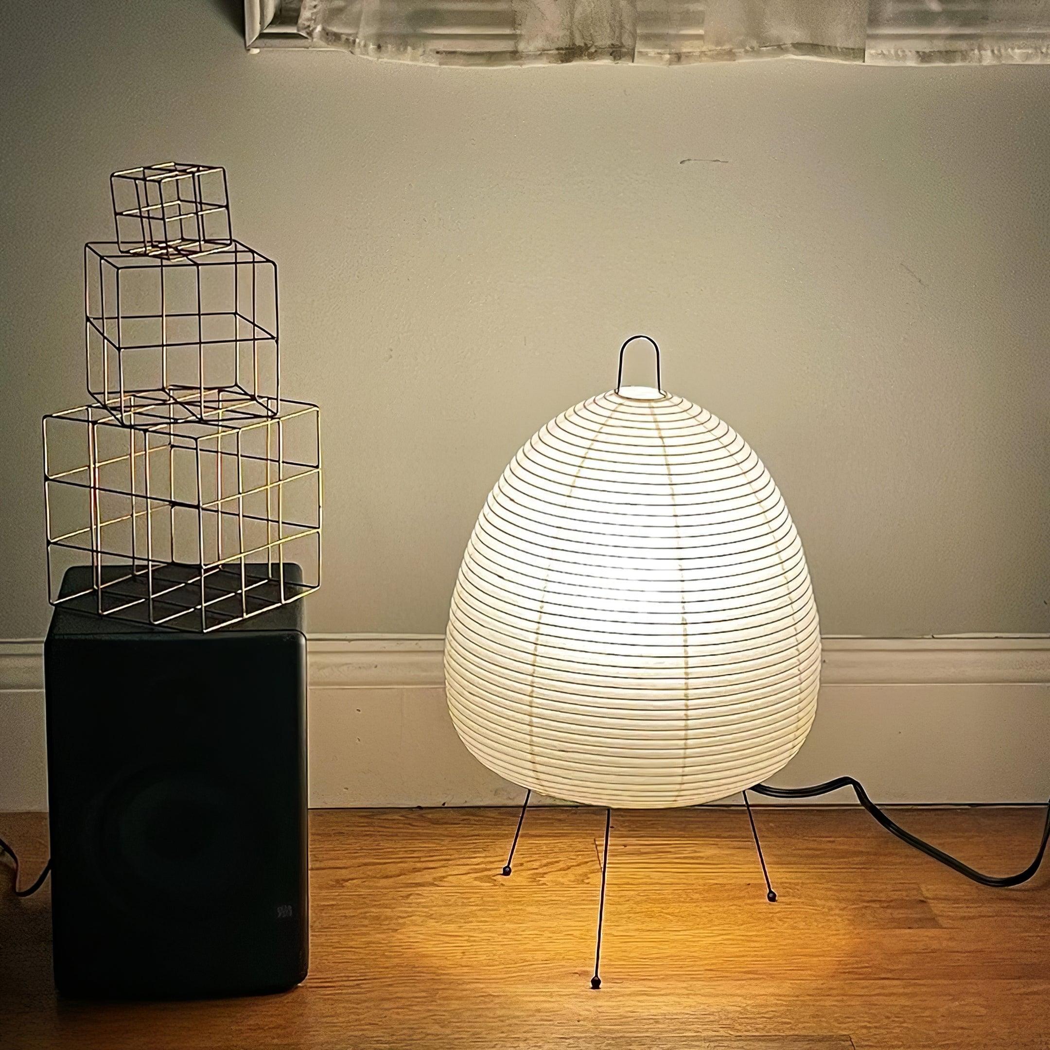 Elegante Dimmbar Tischlampe mit Gewölbtem Papierschirm – Ideal als Nachttischlampe oder Tischleuchte für Gemütliches Licht 2