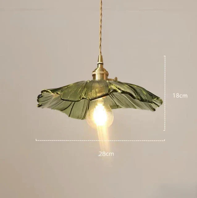 PetalGlow | Deckenlampe – Blumenförmiges Glasdesign mit warmem Umgebungslicht