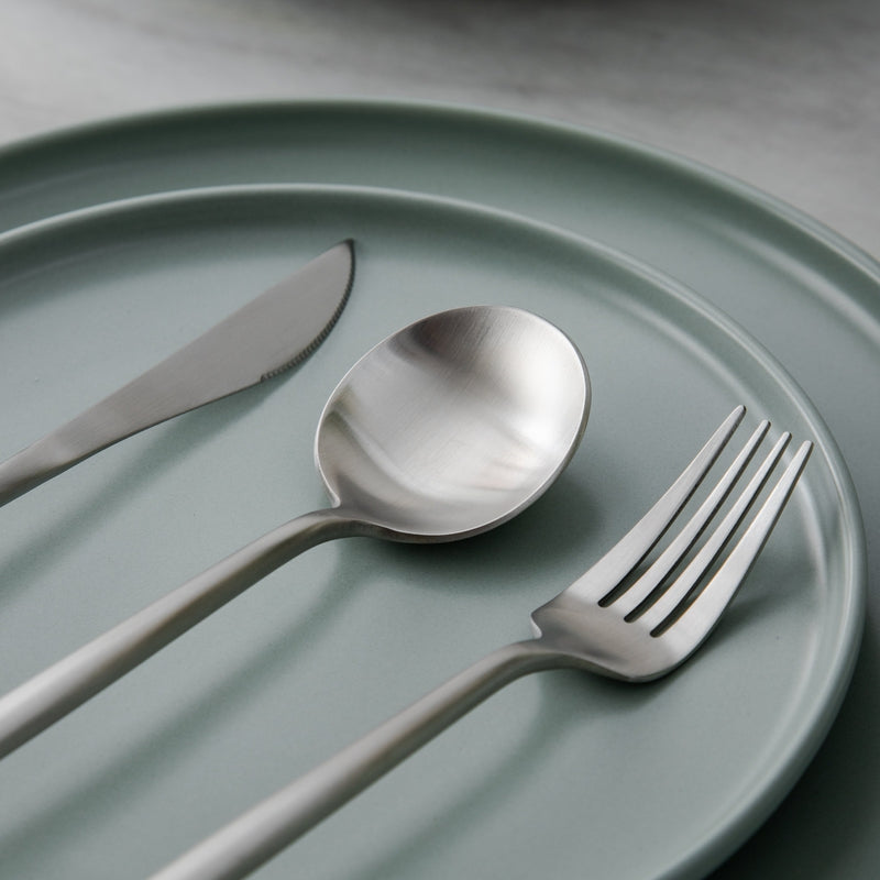 TableLuxe | Besteckset – klare Formen für einen harmonischen Esstisch