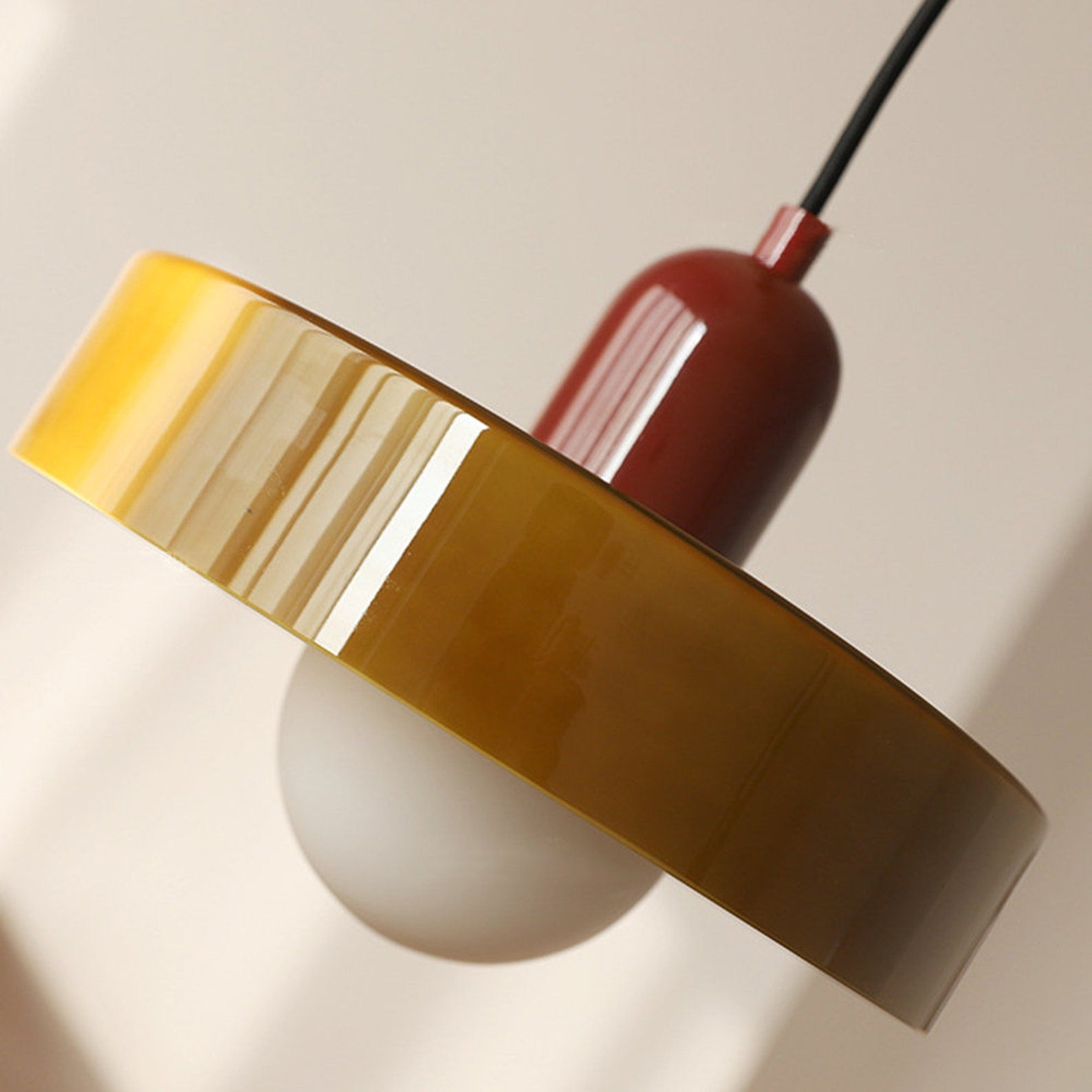 ColorForm | Deckenlampe – Künstlerische Bauhaus Raumgestaltung