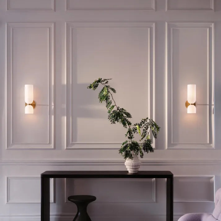 LuxeGlow | Wandlampe – ruhige Lichtverteilung für stilvolle Zonen