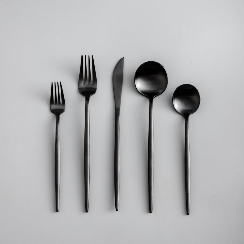 TableLuxe | Besteckset – klare Formen für einen harmonischen Esstisch