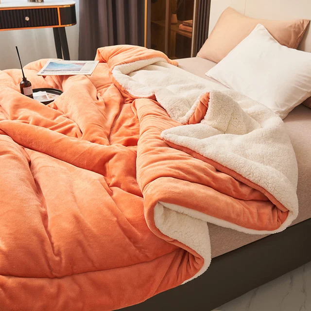 PlushAura | Decke – Elegante Wärmedecke für ein gemütliches Ambiente