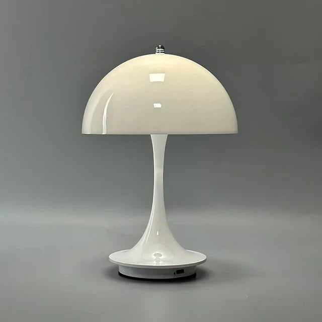 MiniLume | Tischlampe – Kompakte Warmleuchtende Lichtquelle