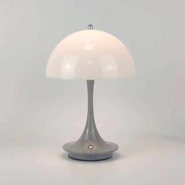 MiniLume | Tischlampe – Kompakte Warmleuchtende Lichtquelle