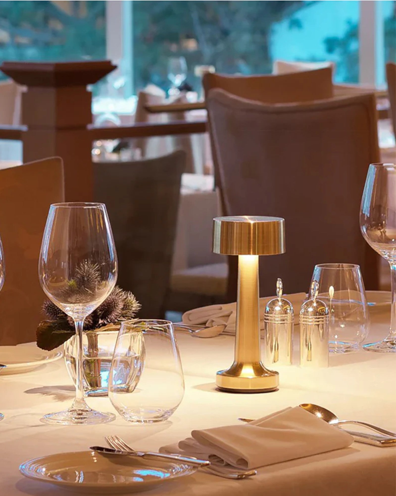Elegante LED Tischlampe Dimmbar mit Touch-Funktion – Wiederaufladbare Tischleuchte in Gold, Modernes Design für Stilvolles Ambiente 3