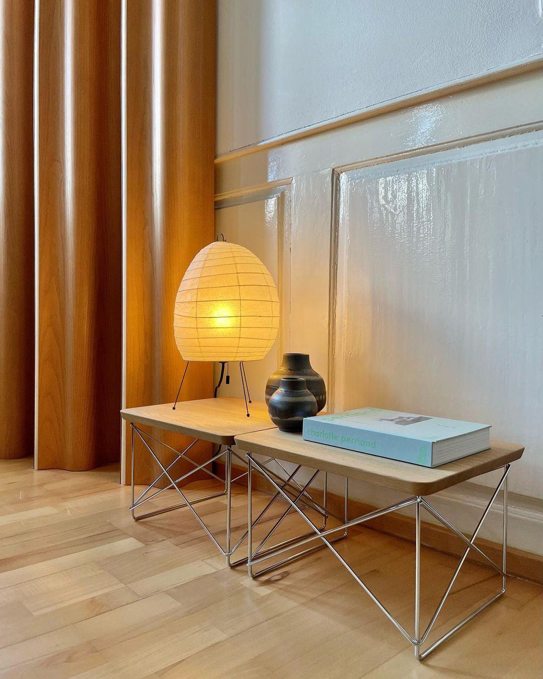 Elegante Tischlampe aus Washi-Papier mit Stahlbasis – Dimmbar, ideal als Nachttischlampe oder Tischleuchte für sanftes Licht 3