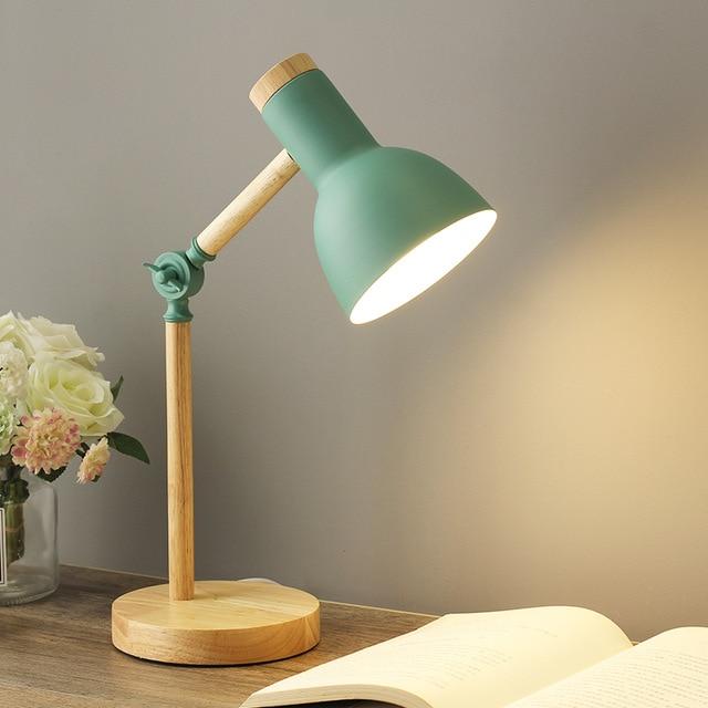 DeskLume | Schreibtischlampe – Verstellbares skandinavisches Arbeitslicht