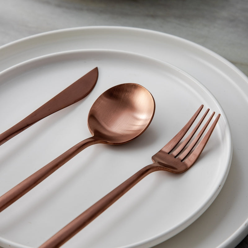 TableLuxe | Besteckset – klare Formen für einen harmonischen Esstisch