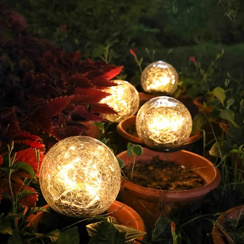 SolarMuse | Solarlampe – Warmes LED-Kugeldesign für stilvolle Gartenbeleuchtung