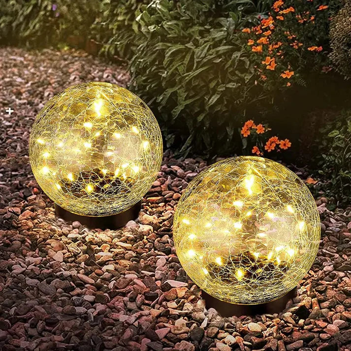 SolarMuse | Solarlampe – Warmes LED-Kugeldesign für stilvolle Gartenbeleuchtung