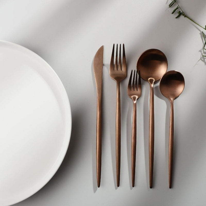 TableLuxe | Besteckset – klare Formen für einen harmonischen Esstisch