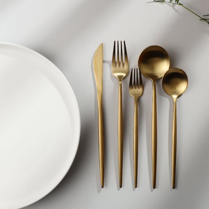 TableLuxe | Besteckset – klare Formen für einen harmonischen Esstisch