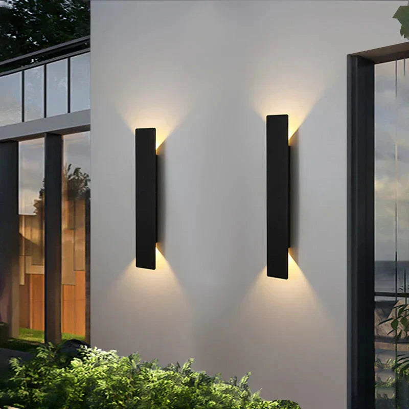 Moderne Außenwandleuchte mit IP65 Schutz – Energieeffiziente LED-Beleuchtung für Garten und Terrasse, Wetterfest, Einfache Installation 1