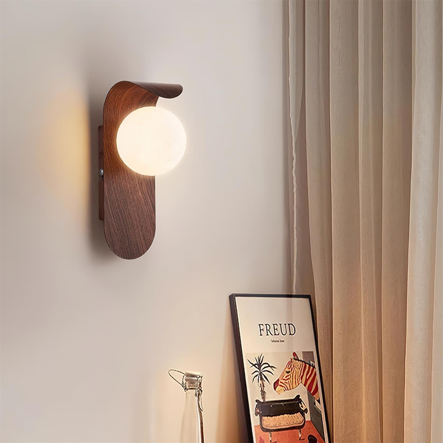 Moderne Frosted Acryl Wandlampe mit Holzsockel – Feuchtraum geeignet für Innen- und Außenbereich, sanfte Lichtdiffusion 3