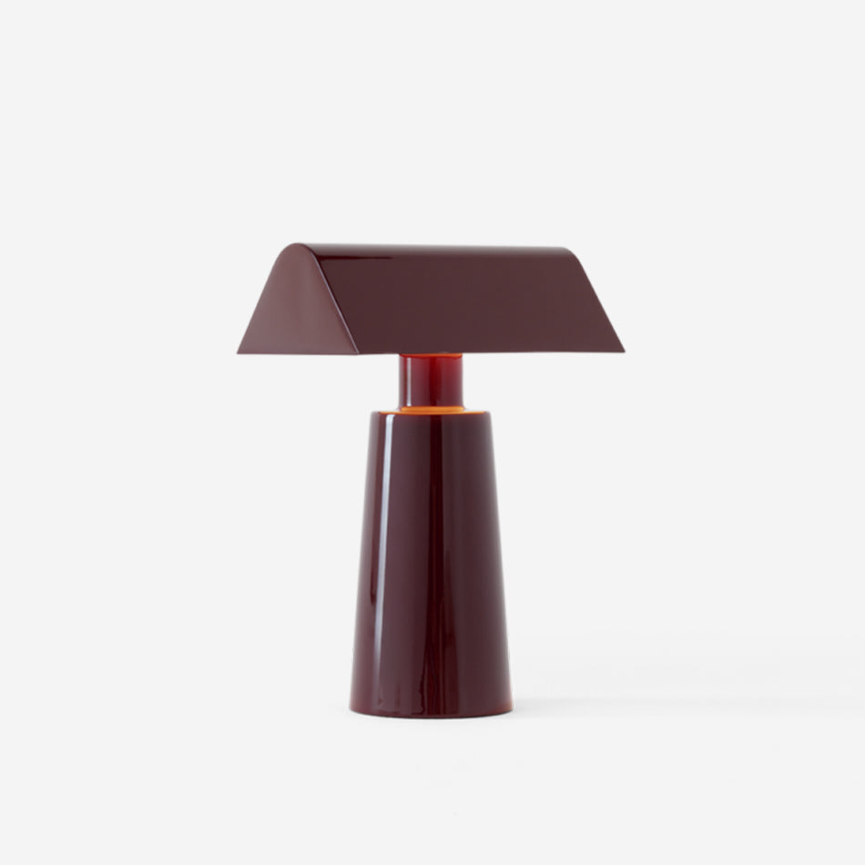 Moderne Tischlampe mit Dreifarbiger LED und USB-Anschluss – Elegante Nachttischlampe mit Touch-Schalter aus Lackiertem Stahl 1