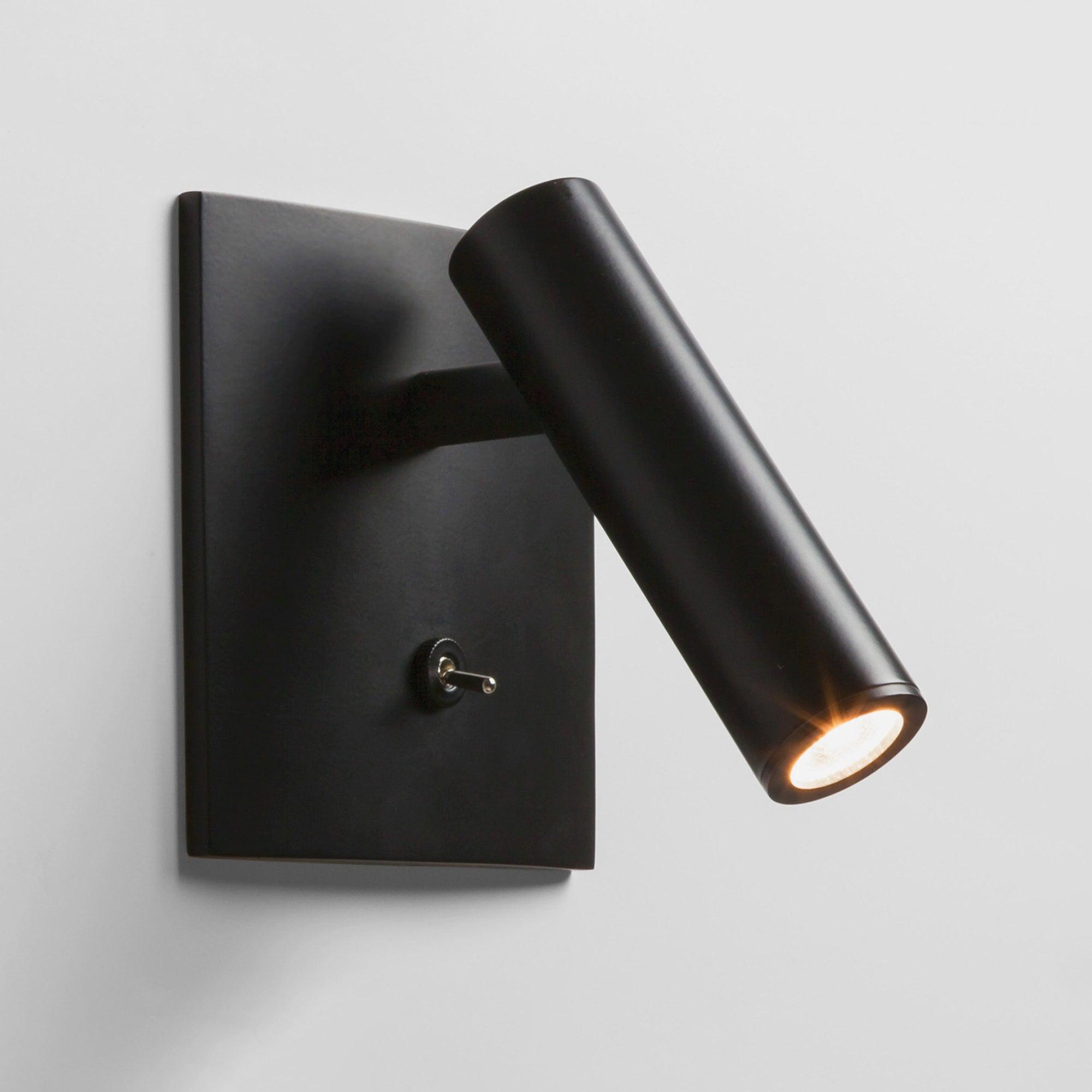Moderne Wandleuchte mit Integriertem LED – Quadratische Wandlampe in Schwarz für Stilvolle Innenbeleuchtung 0