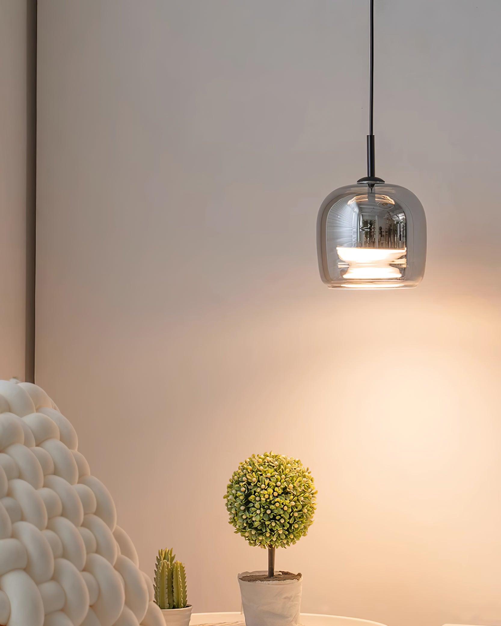 Pendelleuchte aus Schwarz Glas mit Integriertem LED für Esstisch – Moderne Hängelampe in Minimalistischem Design 4