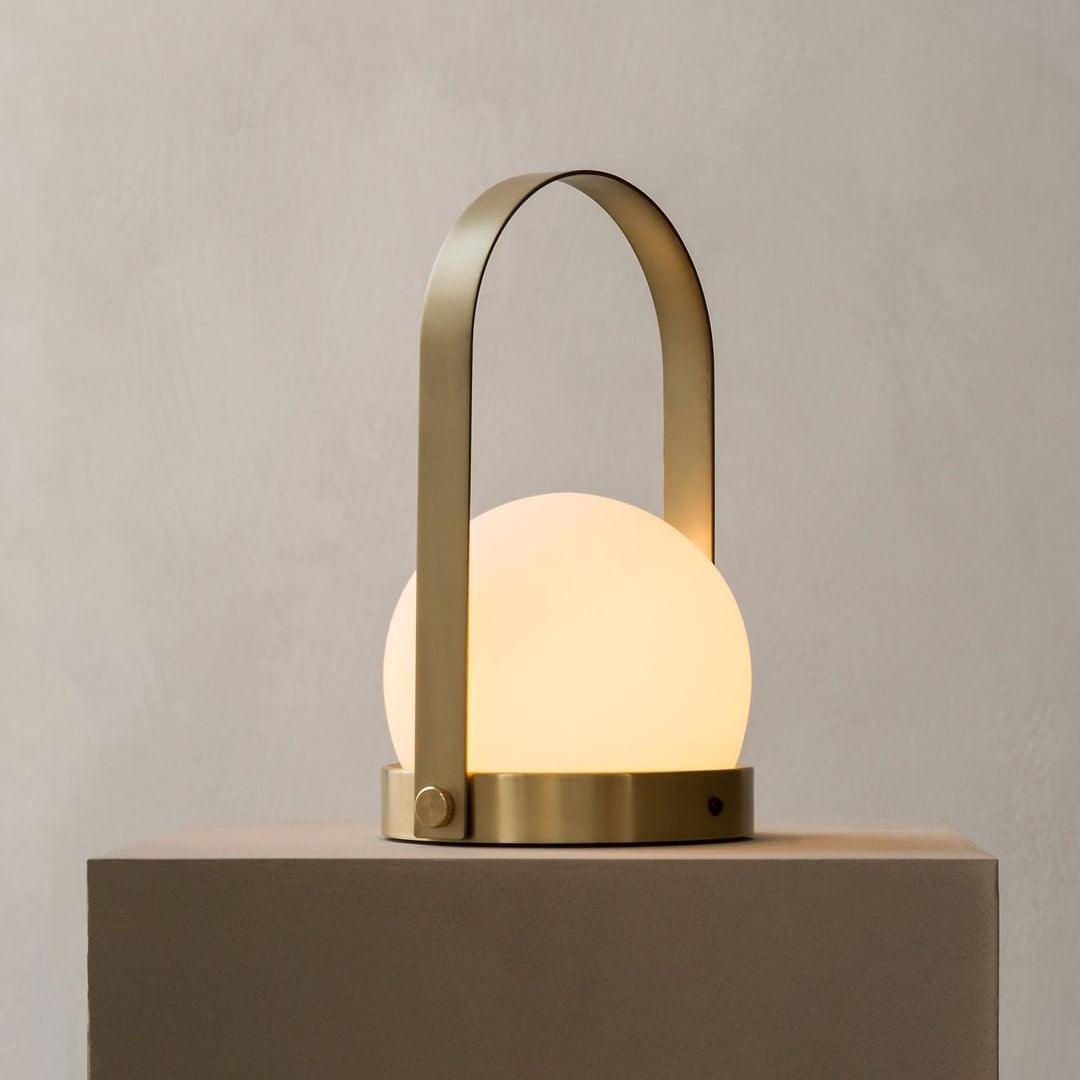Tragbare Tischlampe mit Warmweißem Licht und Touch-Control – Elegante LED Tischleuchte für Innenräume mit Praktischem Griff 2