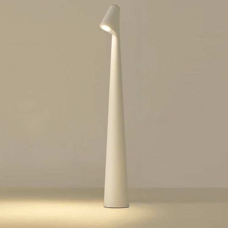 LightForge | Tischlampe – dimmbare Stimmung für wohnliche Bereiche