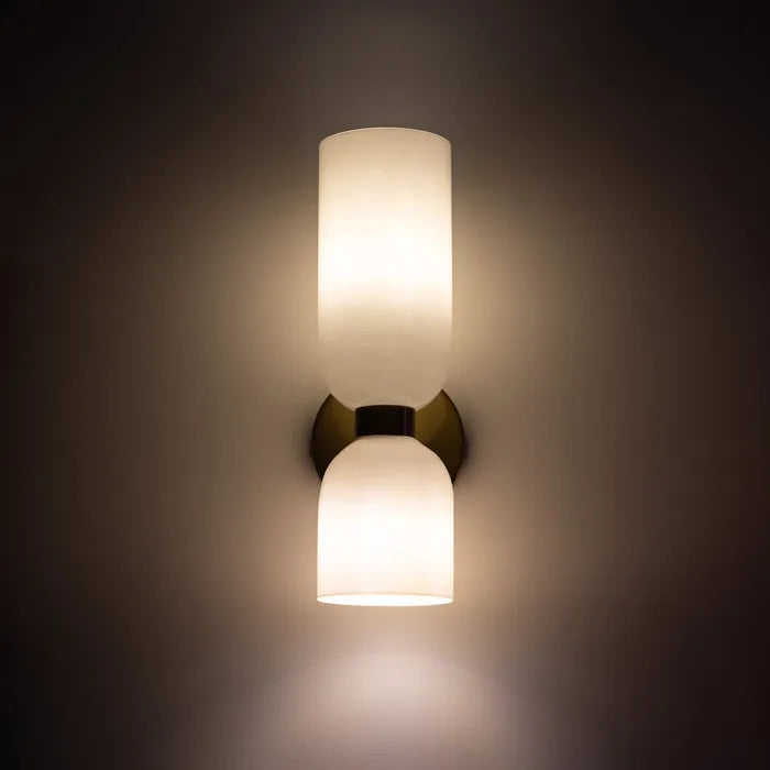 LuxeGlow | Wandlampe – ruhige Lichtverteilung für stilvolle Zonen