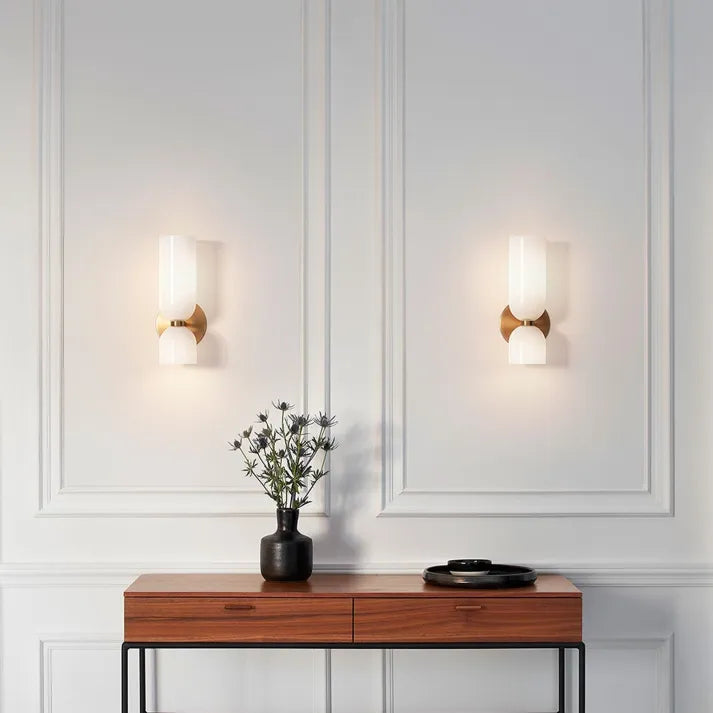LuxeGlow | Wandlampe – ruhige Lichtverteilung für stilvolle Zonen